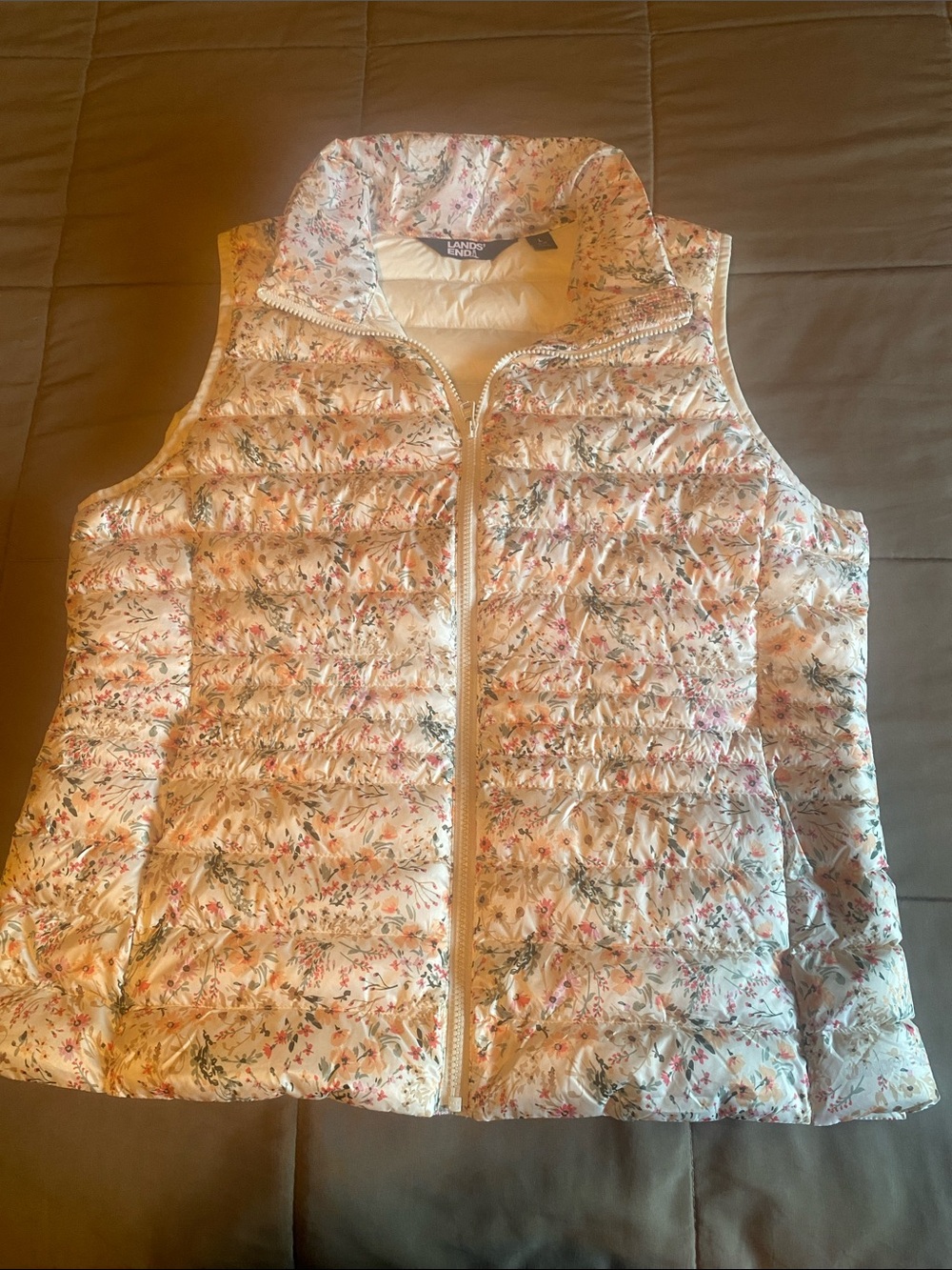 Lands' End Sweet Wildflower Floral Quilted Packable Vest